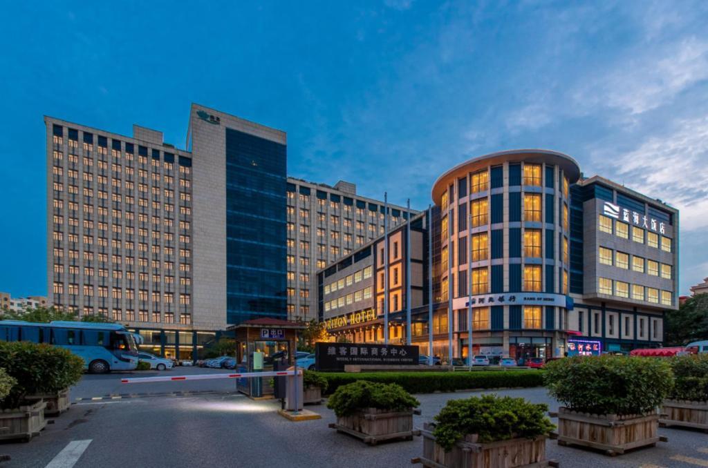 Qingdao Blue Horizon Hotel Licang Esterno foto