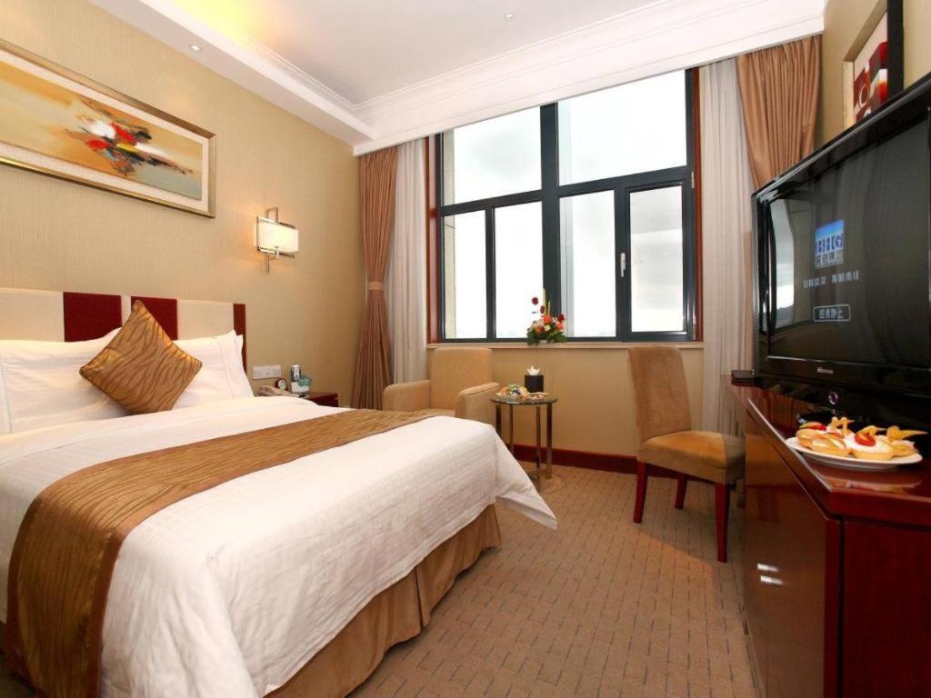 Qingdao Blue Horizon Hotel Licang Esterno foto