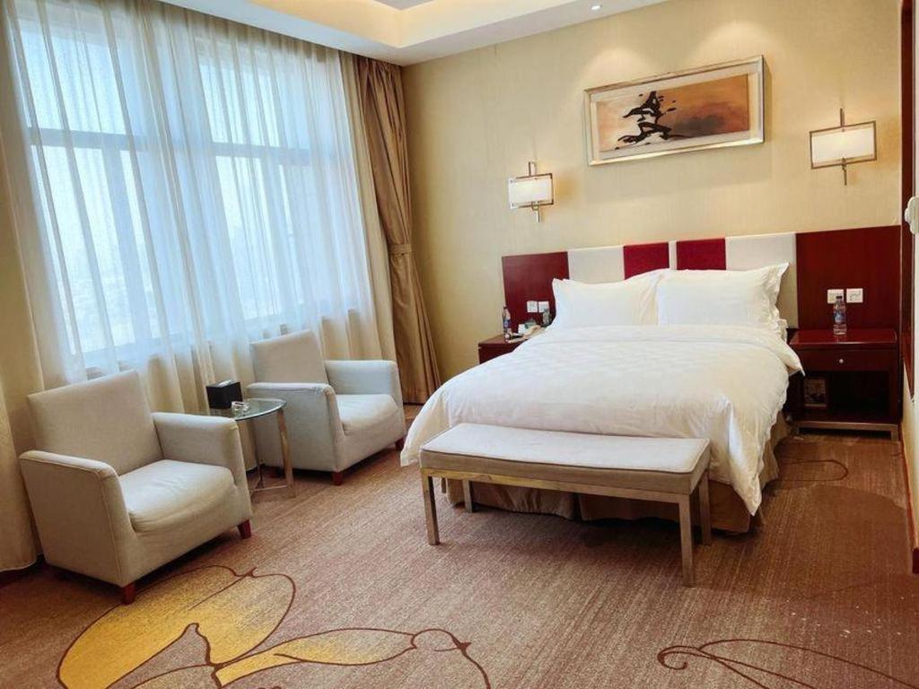 Qingdao Blue Horizon Hotel Licang Esterno foto
