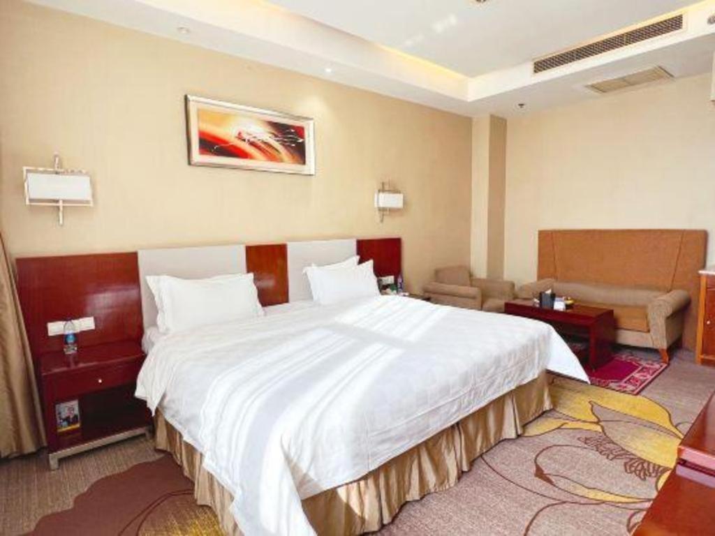 Qingdao Blue Horizon Hotel Licang Esterno foto