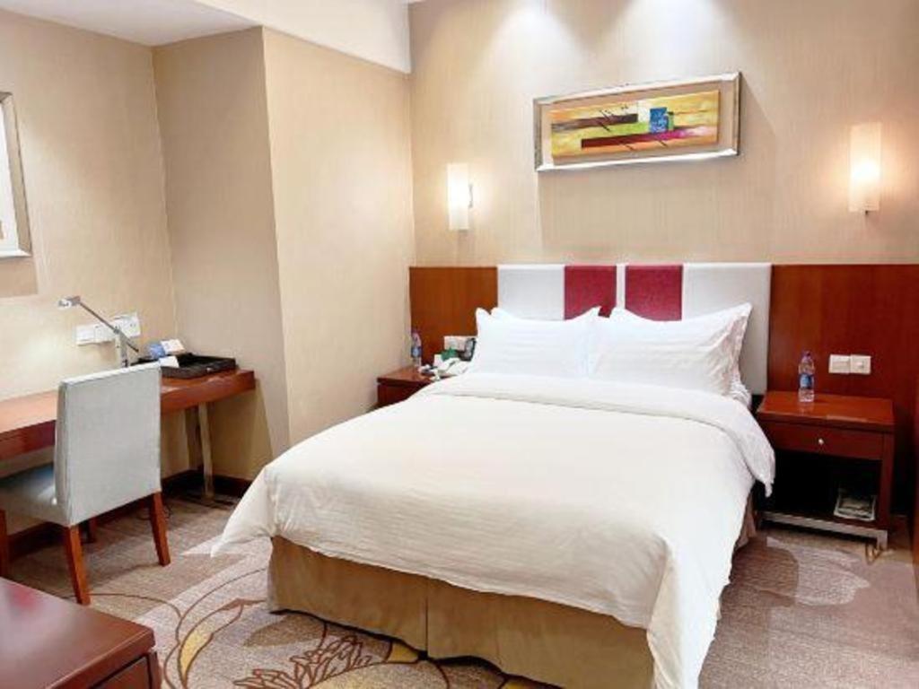 Qingdao Blue Horizon Hotel Licang Esterno foto