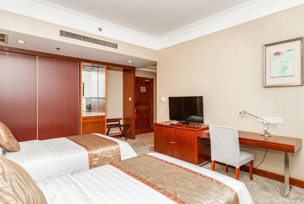 Qingdao Blue Horizon Hotel Licang Esterno foto
